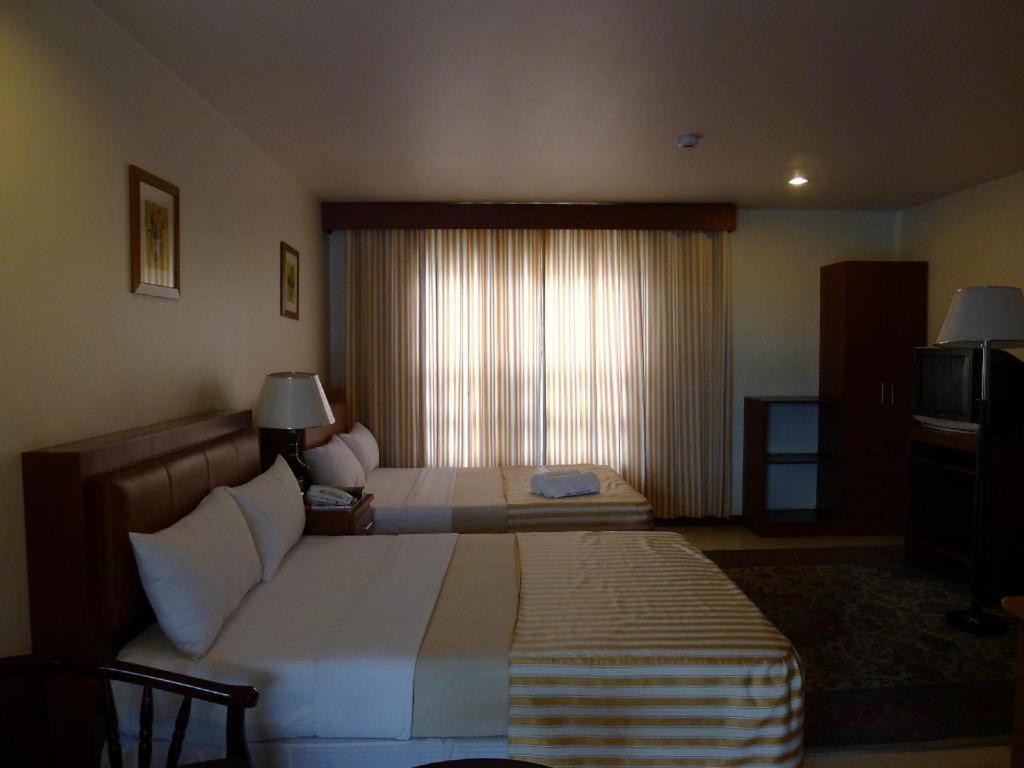 Hotel Cosmopolitan Baguio City Exteriér fotografie