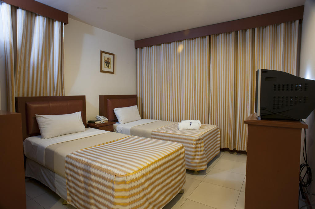 Hotel Cosmopolitan Baguio City Pokoj fotografie
